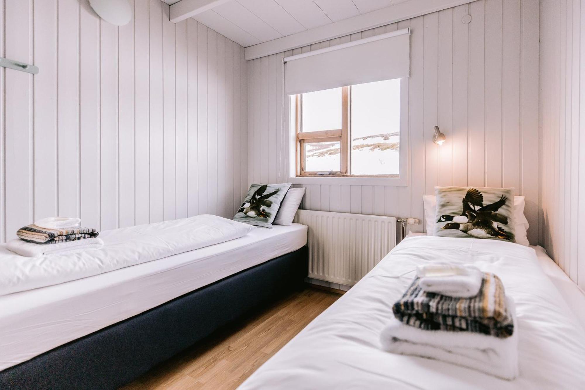 Hlid Cottages มีวาทน์ ภายนอก รูปภาพ